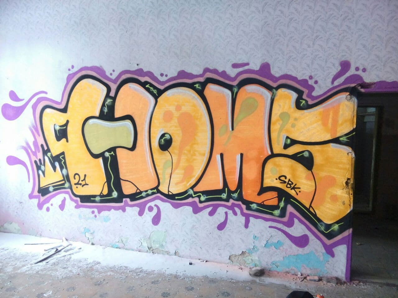 Graffiti Bombing - Photo by Homs - Homs