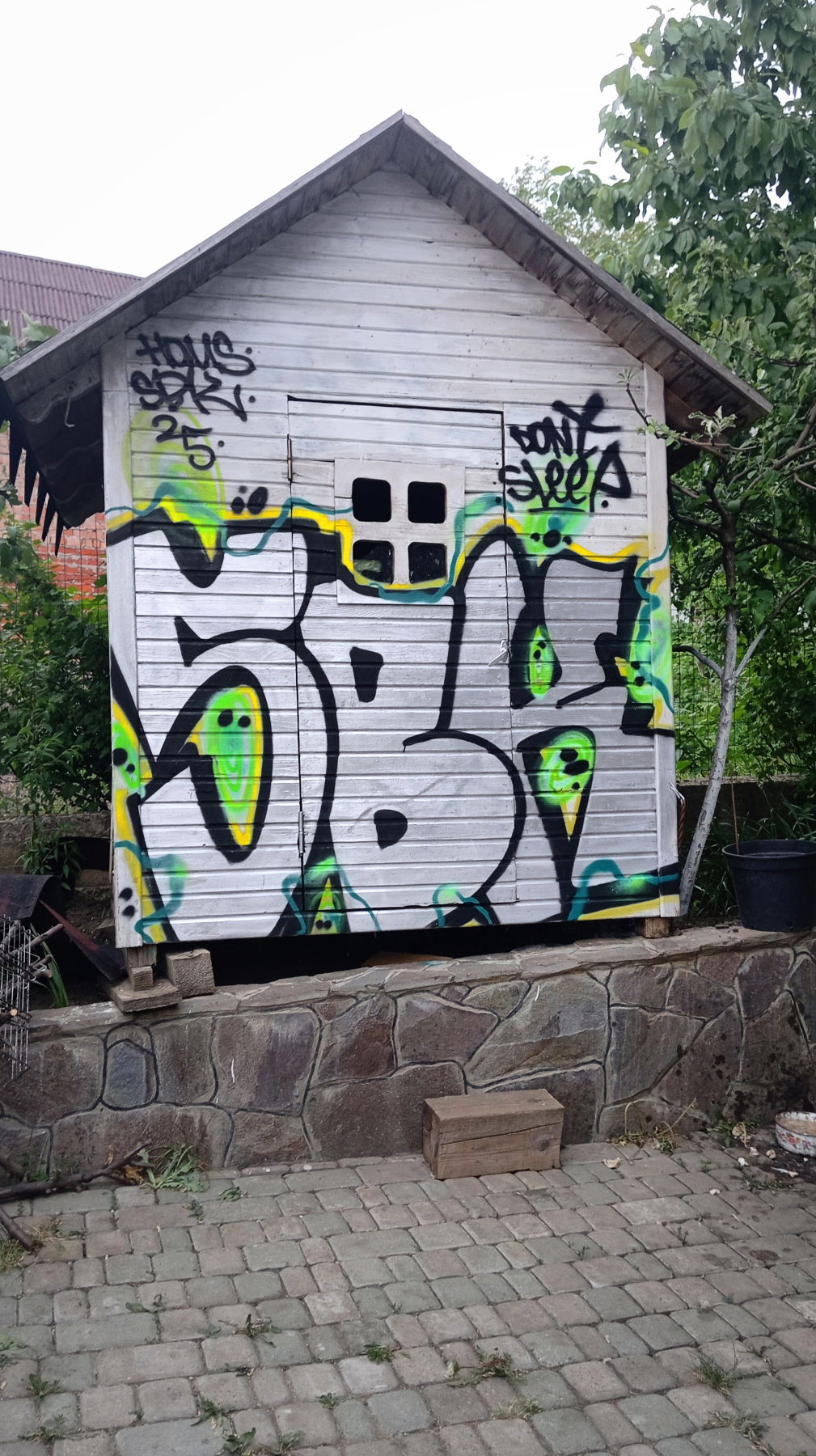 Graffiti Bombing - Photo by Homs (2025)