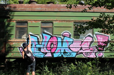 Graffiti Train - Photo by Homs - Homs