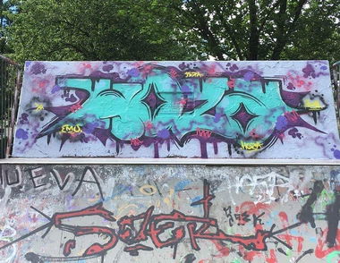 Graffiti Wall - Photo by HozaOne - hoza, emu, 157