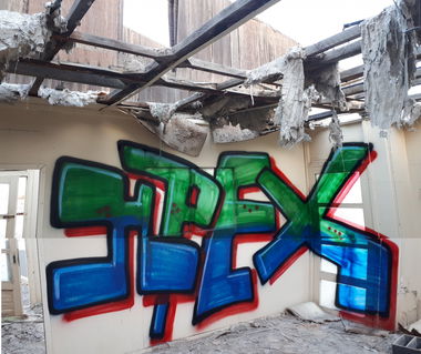 Graffiti Wall in Al barsha 2 - Photo by Hpex - dubai, hpex (2017)