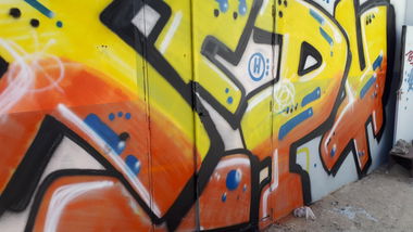 Graffiti Wall in Al barsha 2 - Photo by Hpex - dubai, hpex (2017)