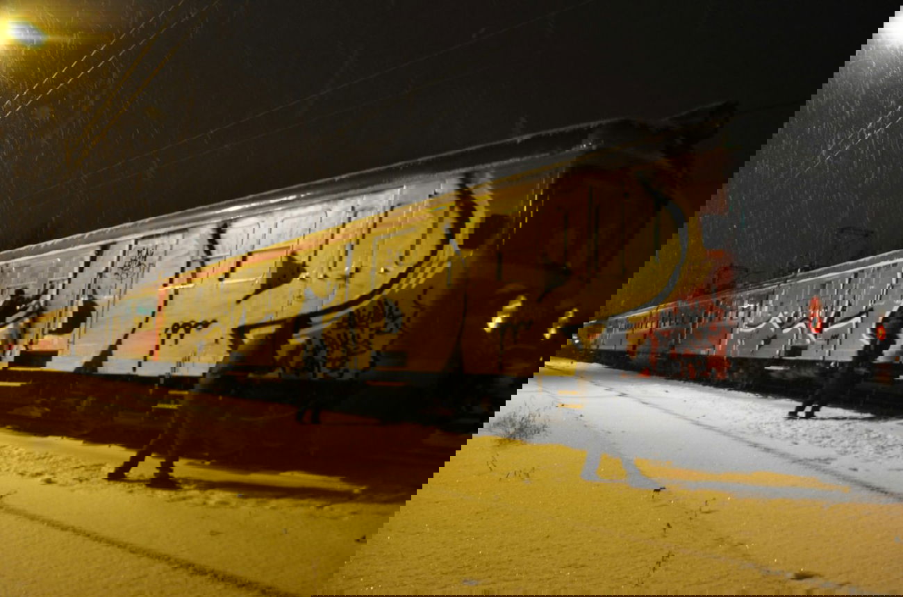 Graffiti Train - Photo by HujCiwDupe - train, chrome, 2014 (2014)