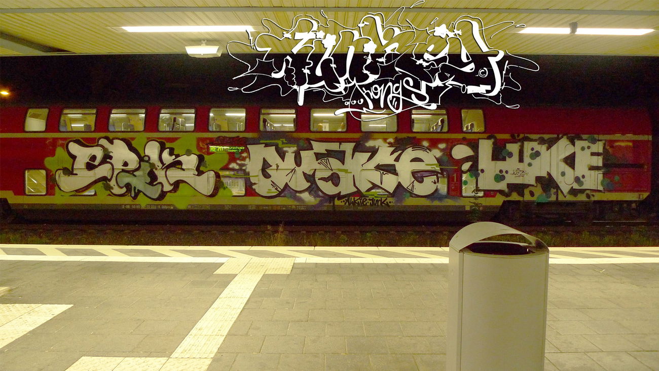 Graffiti Train - Photo by HunkeyKongs - Hunkey, Kongs, The (2015)