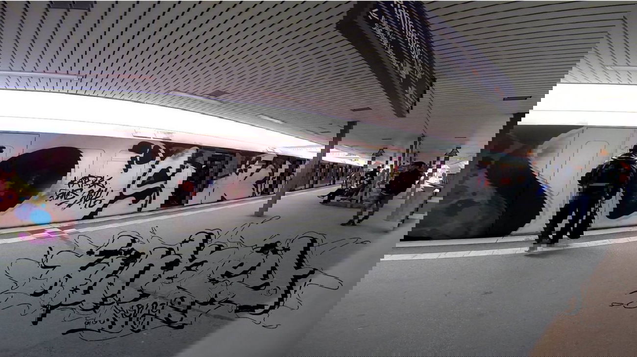 Graffiti Train - Photo by HunkeyKongs - Hunkey, Kongs, The (2015)