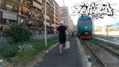 Graffiti Train - Photo by HunkeyKongs - Hunkey, Kongs, The (2015)