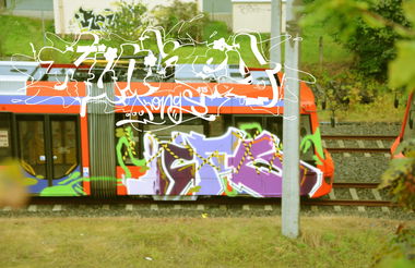 Graffiti Train - Photo by HunkeyKongs - Hunkey, Kongs, The (2015)