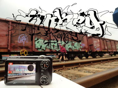 Graffiti Train - Photo by HunkeyKongs - Hunkey, Kongs, The (2015)