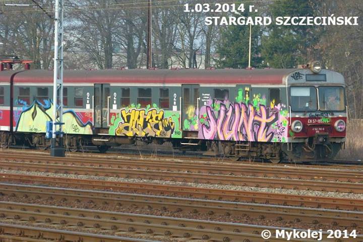 Graffiti Train - Photo by Huntone - def, vl, alcer (2014)
