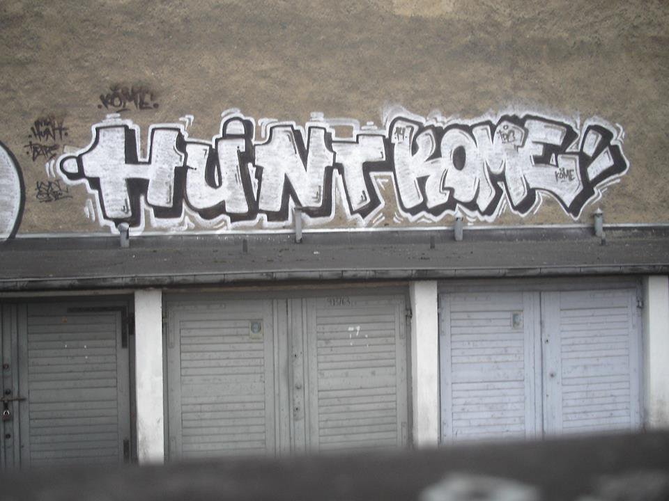 Graffiti Bombing - Photo by Huntone - hunt, kome (2014)