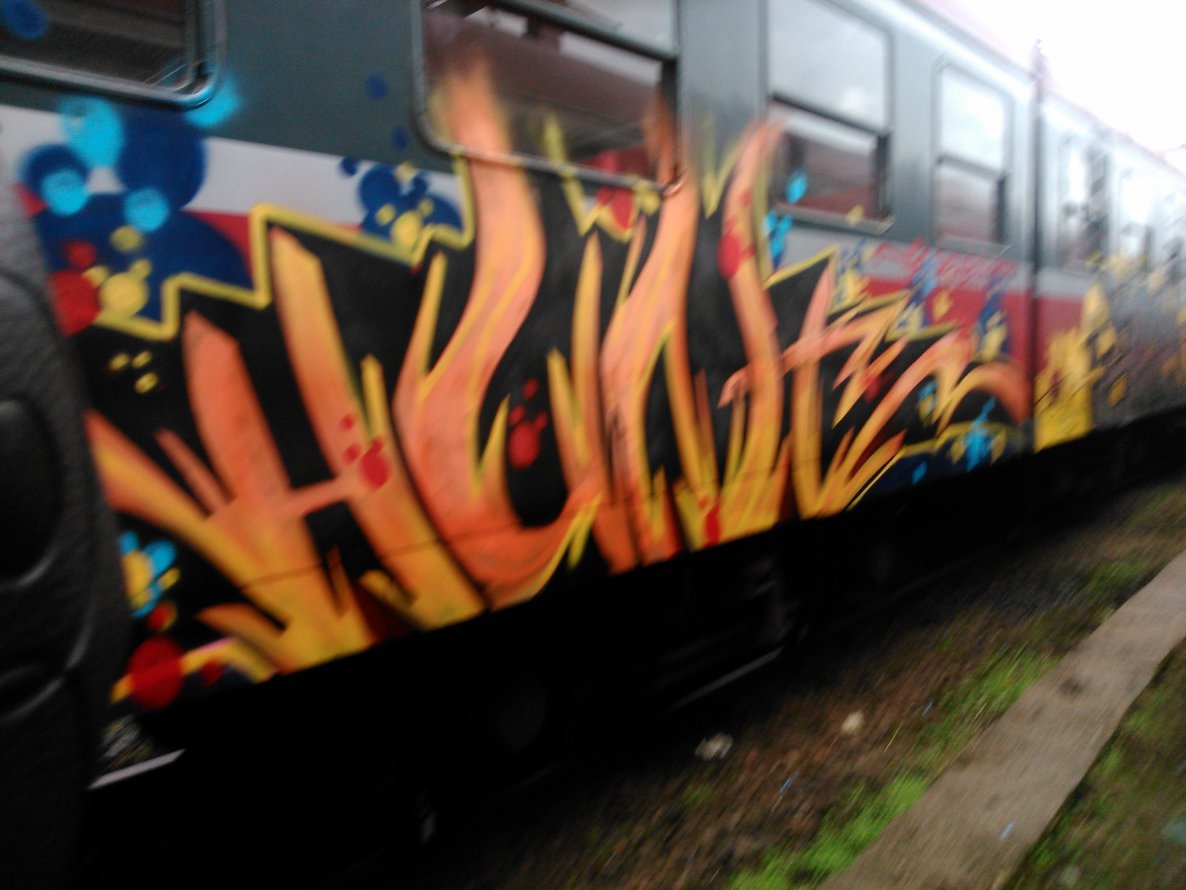 Graffiti Train - Photo by Huntone - hunt, alcer, kome