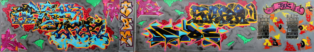 Graffiti Wall - Photo by Hyde - 10, YEARS, TBK (2018)