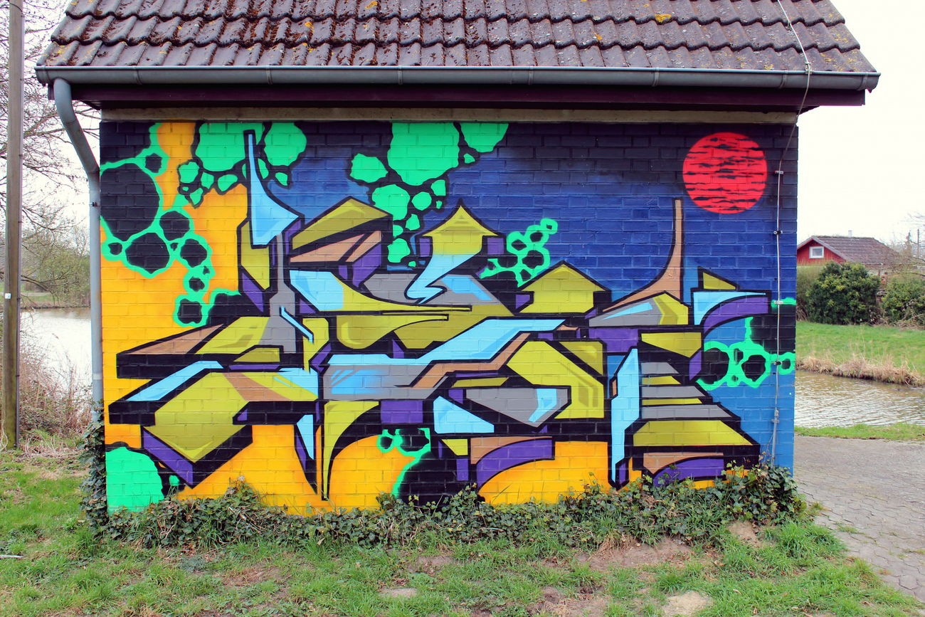 Graffiti Wall - Photo by Hyde - HYDE, TBK, VISION (2017)