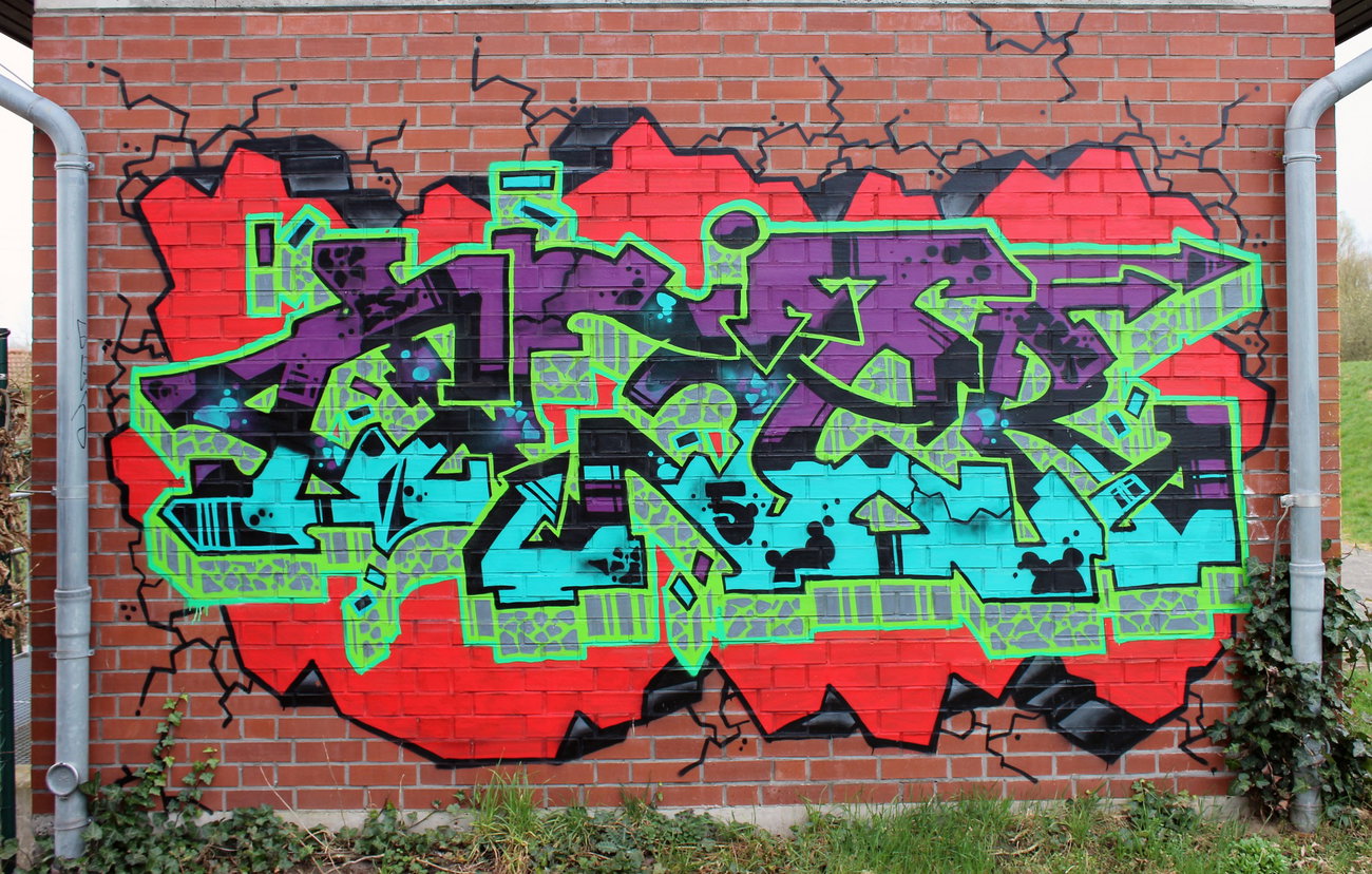 Graffiti Wall - Photo by Hyde - OGER, TBK (2017)