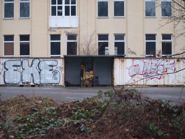 Graffiti Bombing - Photo by ICD10 - EXE, Jazek, Youw