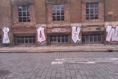 Graffiti Wall - Photo by ICD10 - YOUW, Leipzig, Slut (2014)