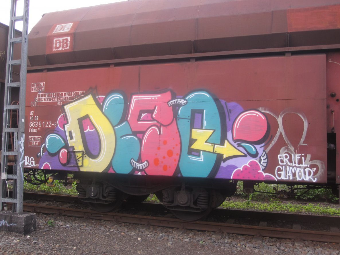 Graffiti Train - Photo by IG0R - Disq, Erlei, Glamour