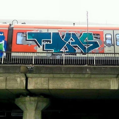 Graffiti Train - Photo by ILikeBigButts - texas
