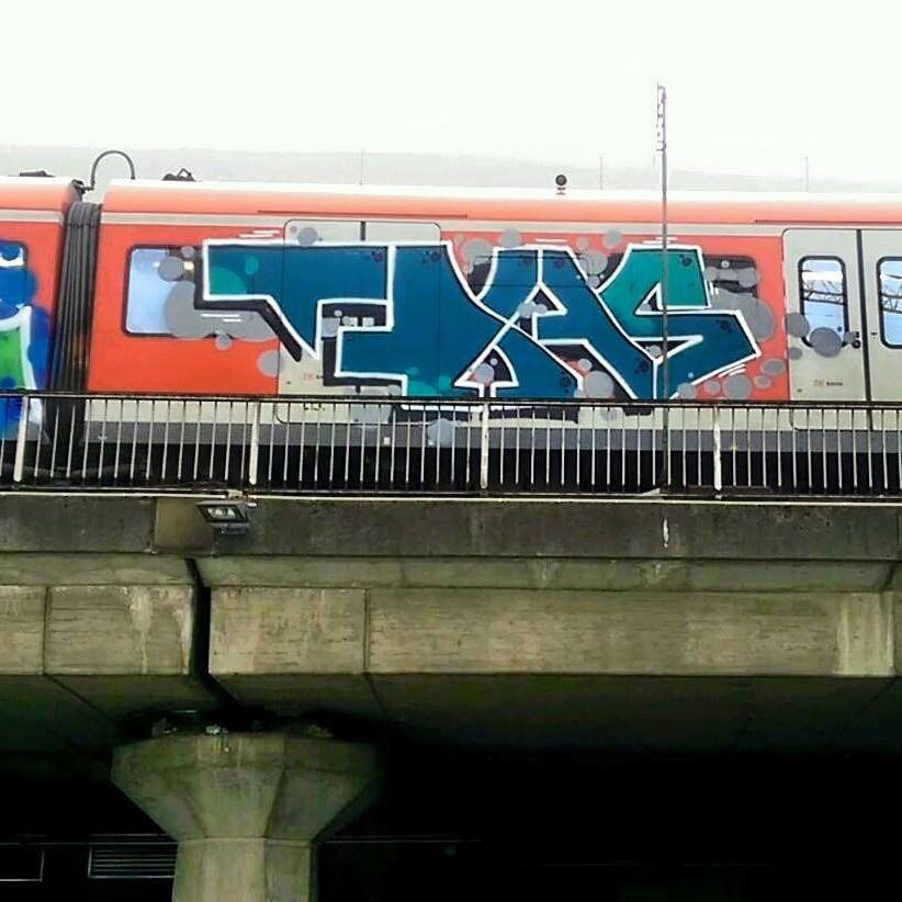 Graffiti Train - Photo by ILikeBigButts - texas