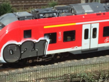 Graffiti Train - Photo by ILikeBigButts - 021