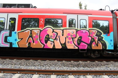 Graffiti Train - Photo by ILikeBigButts - wcmc