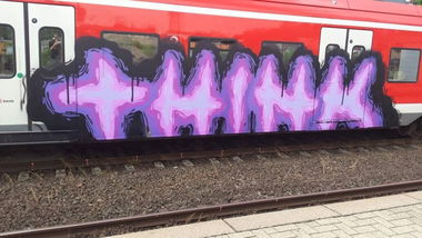 Graffiti Train - Photo by ILikeBigButts - think