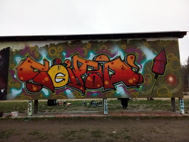 Graffiti Wall - Photo by ILoveTTs - soifar