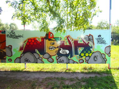 Graffiti Wall - Photo by ILoveTTs