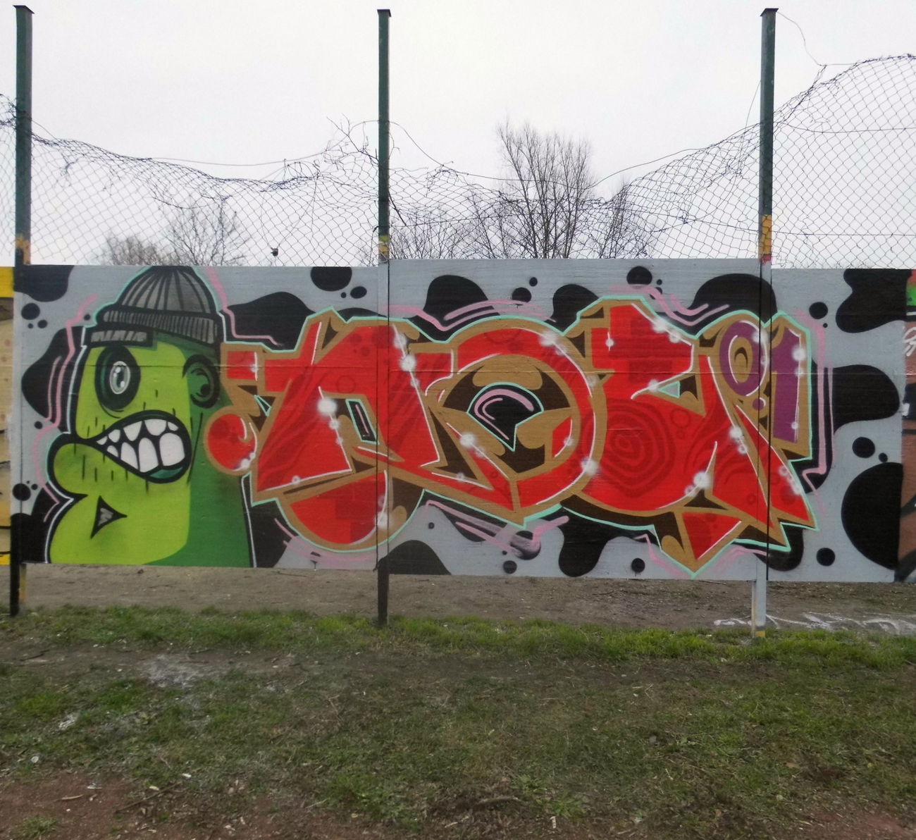 Graffiti Wall - Photo by ILoveTTs