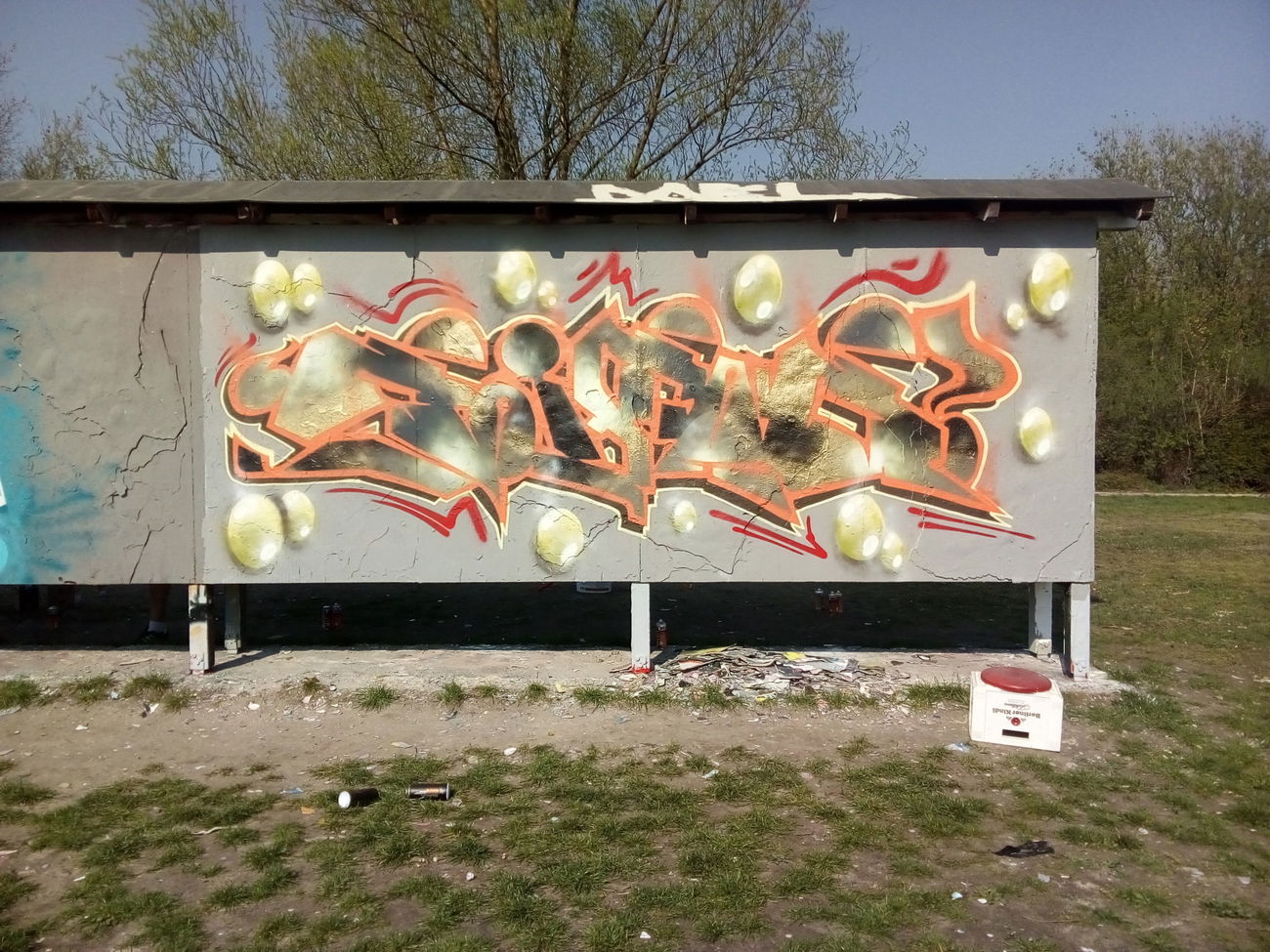 Graffiti Wall - Photo by ILoveTTs