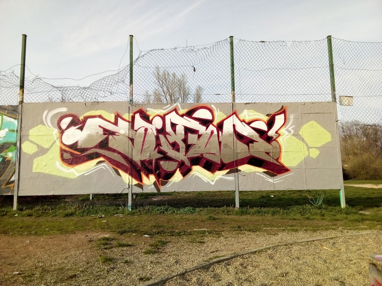 Graffiti Wall - Photo by ILoveTTs