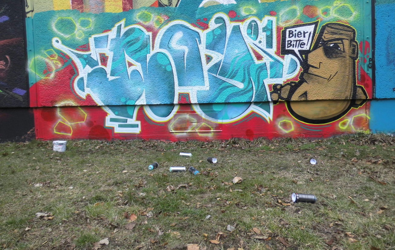 Graffiti Wall - Photo by ILoveTTs