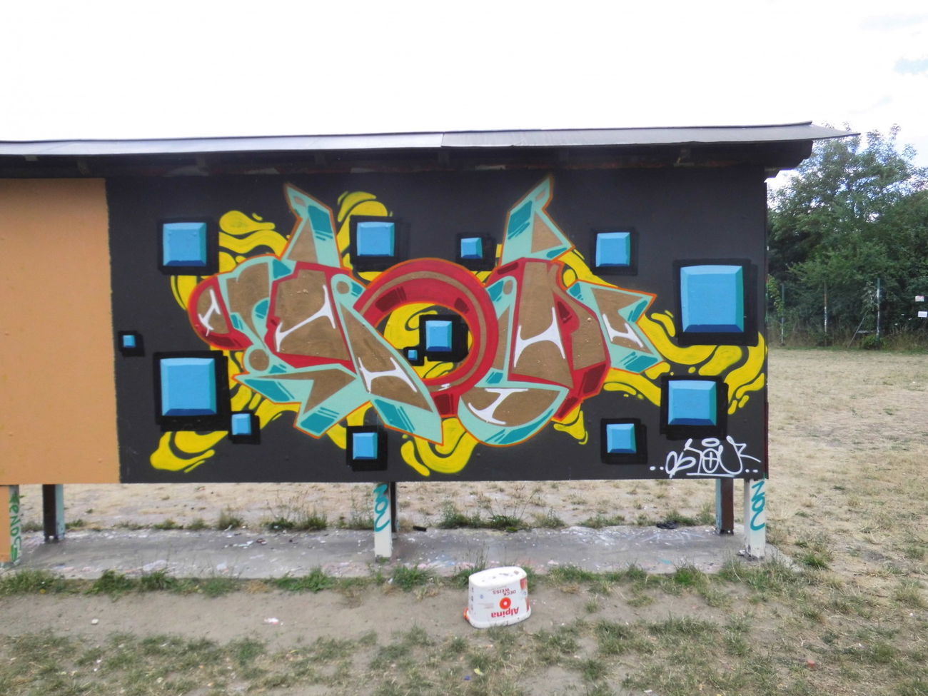 Graffiti Wall - Photo by ILoveTTs