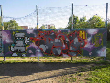 Graffiti Wall - Photo by ILoveTTs