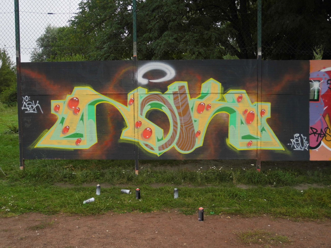 Graffiti Wall - Photo by ILoveTTs