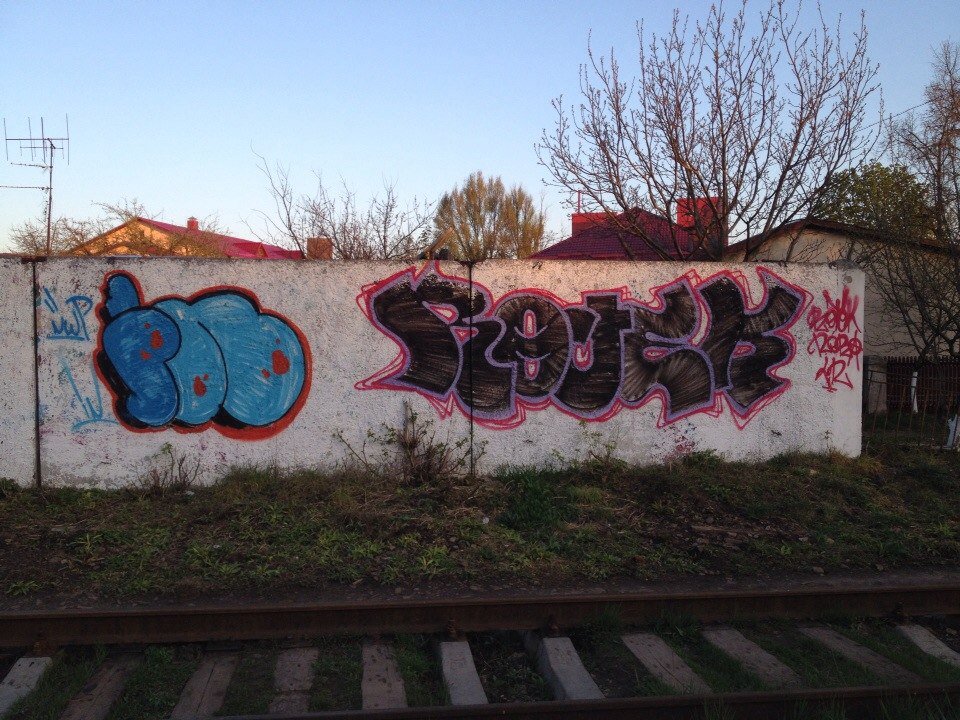 Graffiti Bombing in Ternopil - Photo by IN (2014)