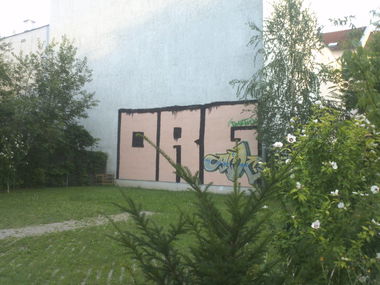 Graffiti Bombing - Photo by INFOrmation - ORG, AMC