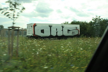 Graffiti Bombing - Photo by INFOrmation - ORG