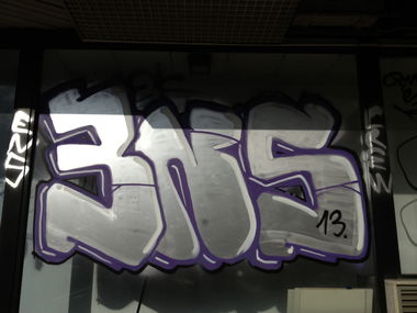 Graffiti Wall - Photo by INOX23