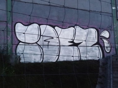 Graffiti Wall in Wasilków - Photo by INTERTOY - shit2, chrome, chill (2016)