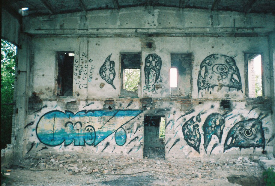 Graffiti Wall in Ukraine - Photo by IRAIRAIRA