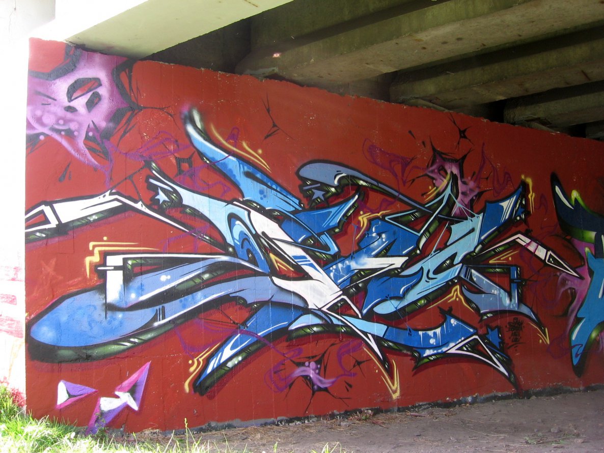 Graffiti Wall - Photo by IceKid - 2PAC, ICE, MAD