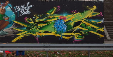 Graffiti Wall - Photo by IceKid - madkids, ice