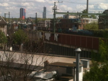 Graffiti Bombing in Köln - Photo by Ihrefeld1 - LTN