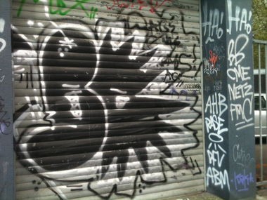 Graffiti Bombing in Köln - Photo by Ihrefeld1 - BB, Beach, Boys