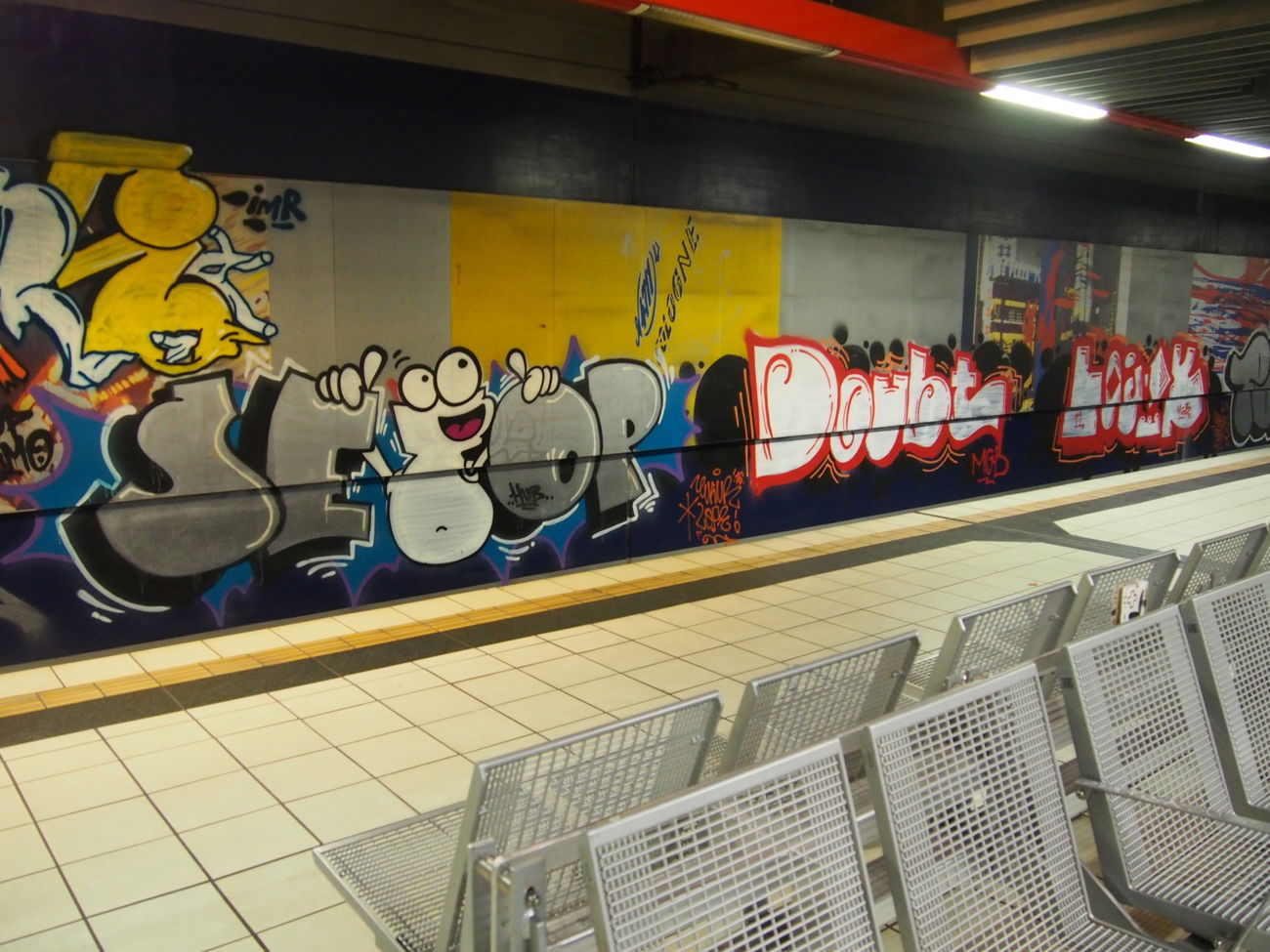 Graffiti Bombing in Köln - Photo by Ihrefeld1 - Setop, Doubt, Logik