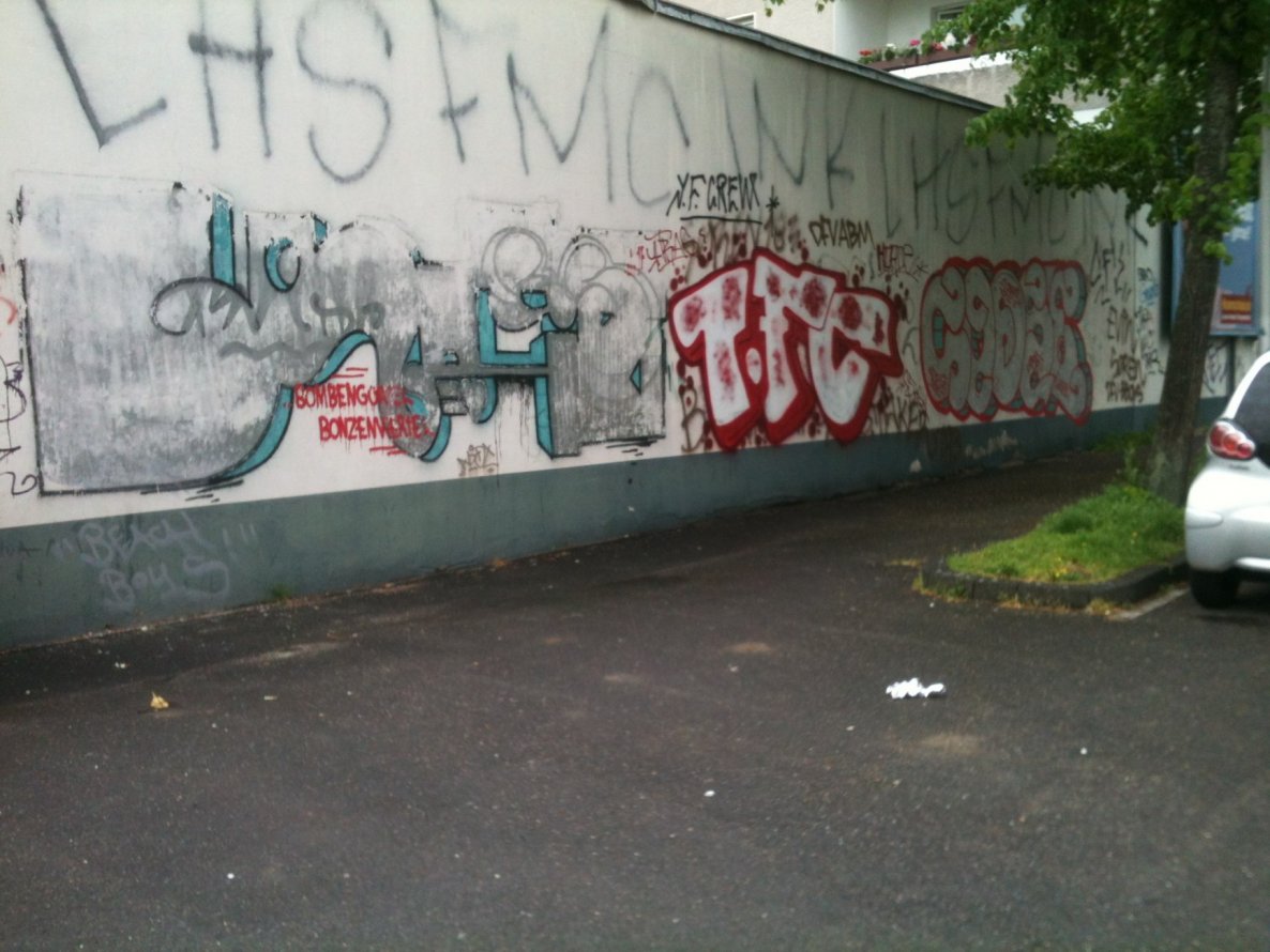 Graffiti Bombing in Köln - Photo by Ihrefeld1 - Gratis, 1.FC, Stark