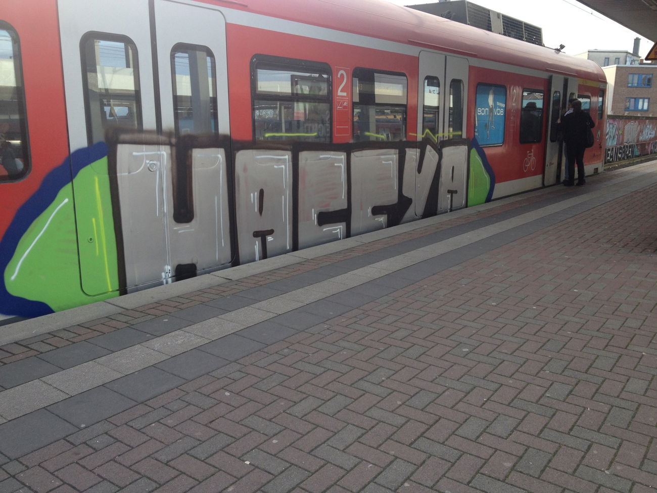 Graffiti Train in Köln - Photo by Ihrefeld1 - HACFYA (2015)