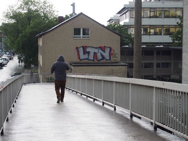 Graffiti Bombing in Köln - Photo by Ihrefeld1 - LTN