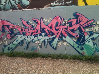 Graffiti Wall in Köln - Photo by Ihrefeld1 - Biadge (2015)